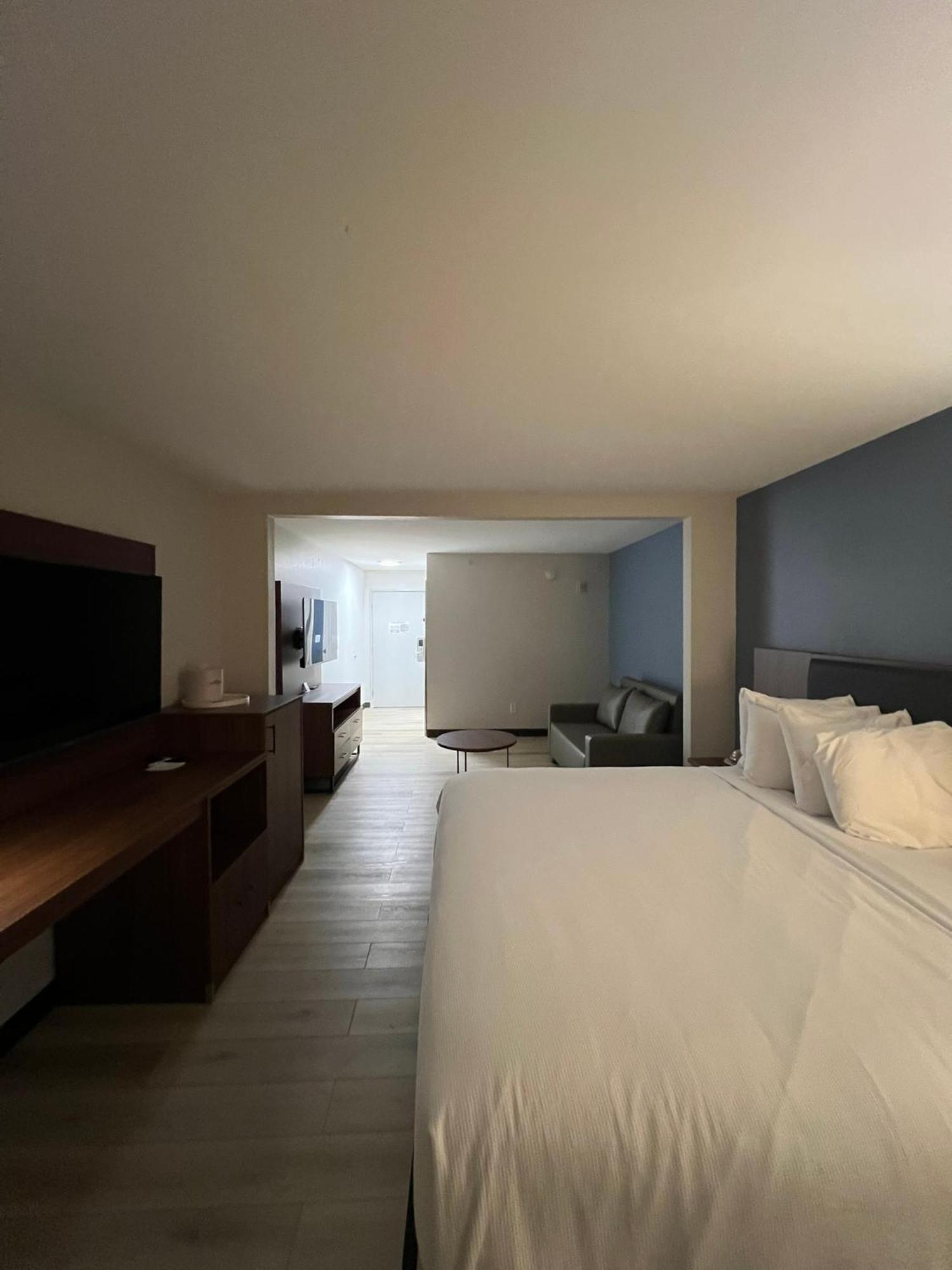 Wingate By Wyndham Dublin Near Claytor Lake State Park Экстерьер фото