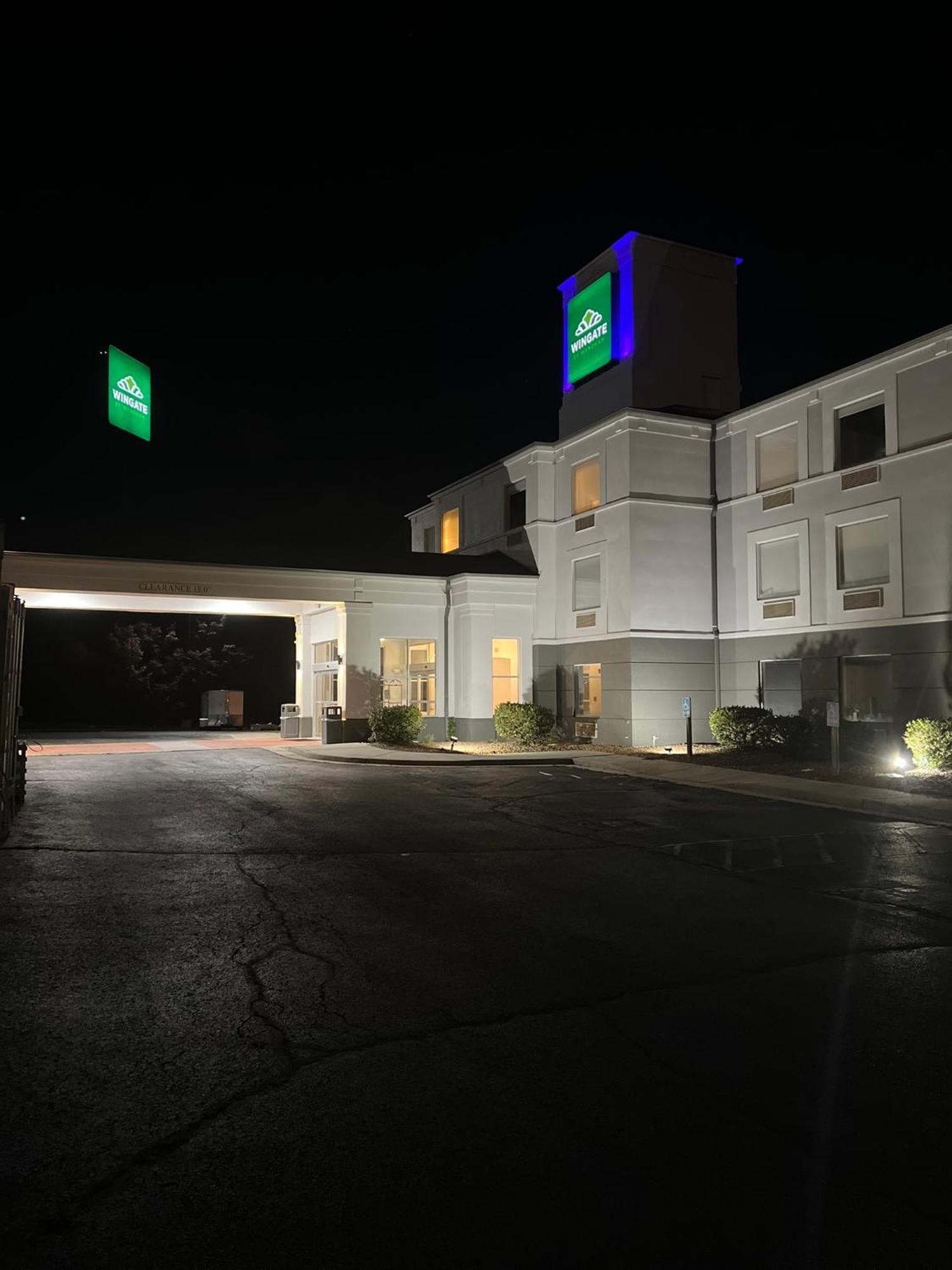 Wingate By Wyndham Dublin Near Claytor Lake State Park Экстерьер фото