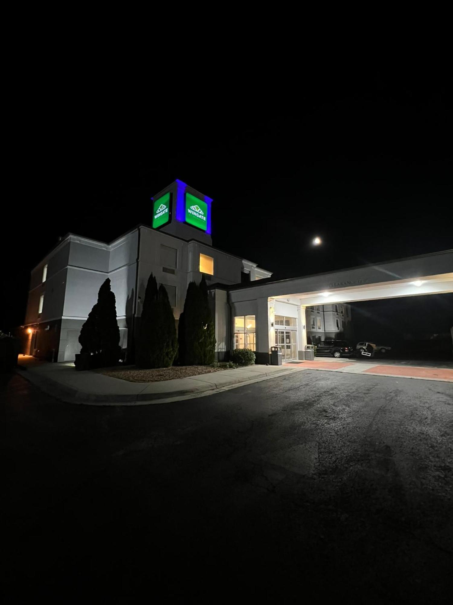 Wingate By Wyndham Dublin Near Claytor Lake State Park Экстерьер фото